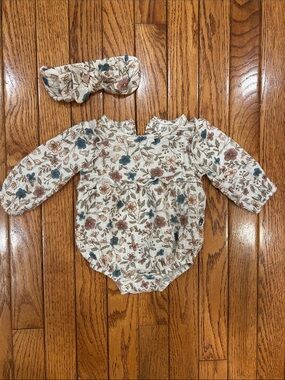 Floral Long-Sleeve Baby Romper with Headband - Ivory Floral